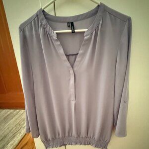 Maurices Lilac 3/4 Sleeve V-Neck Blouse with Banded Bottom ~ Size Large